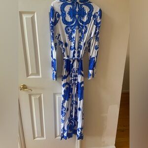 1State - Elegant Blue and White Maxi Dress